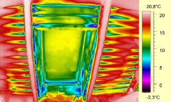 Blower Door Test. Credit: Sönke Krüll, http://creativecommons.org/licenses/by/3.0, via Wikimedia Commons